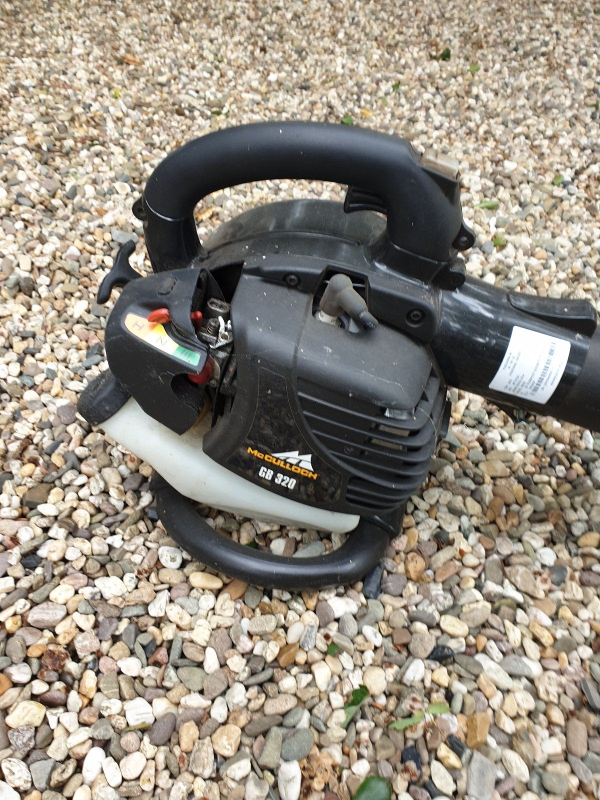 Motor bladblazer, Ophalen, Benzine