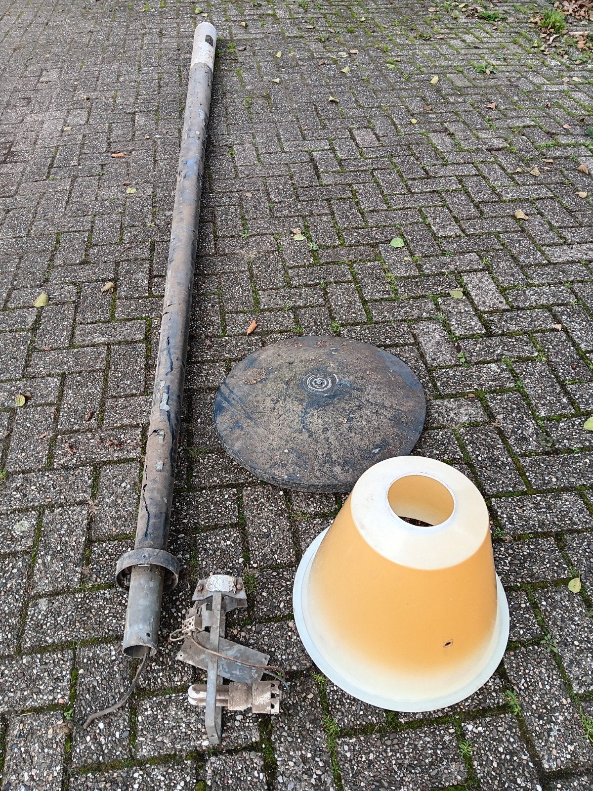 Oude lantaarnpaal, Tuin en Terras, Ophalen