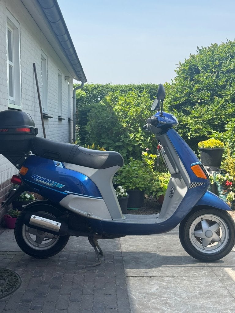⭐️Piaggio Quartz 50cc 2 takt nette staat blauw 13230 km⭐️, Fietsen en Brommers, Niet ingevuld, Niet ingevuld, Niet ingevuld