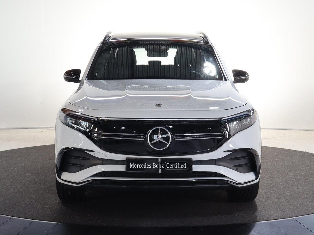 Mercedes-Benz EQB 300 4MATIC AMG Line 67 kWh | Night | Panor, Auto's, Mercedes-Benz, 228 pk, Gebruikt, Leder en Stof, Wit