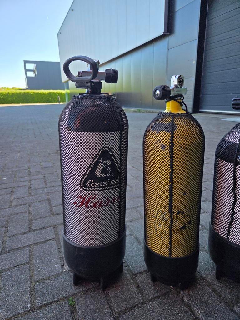 Duikflessen gevuld - Diverse maten en merken, Watersport en Boten, Duiken, Gebruikt, Duikfles, Onbekend, Ophalen of Verzenden