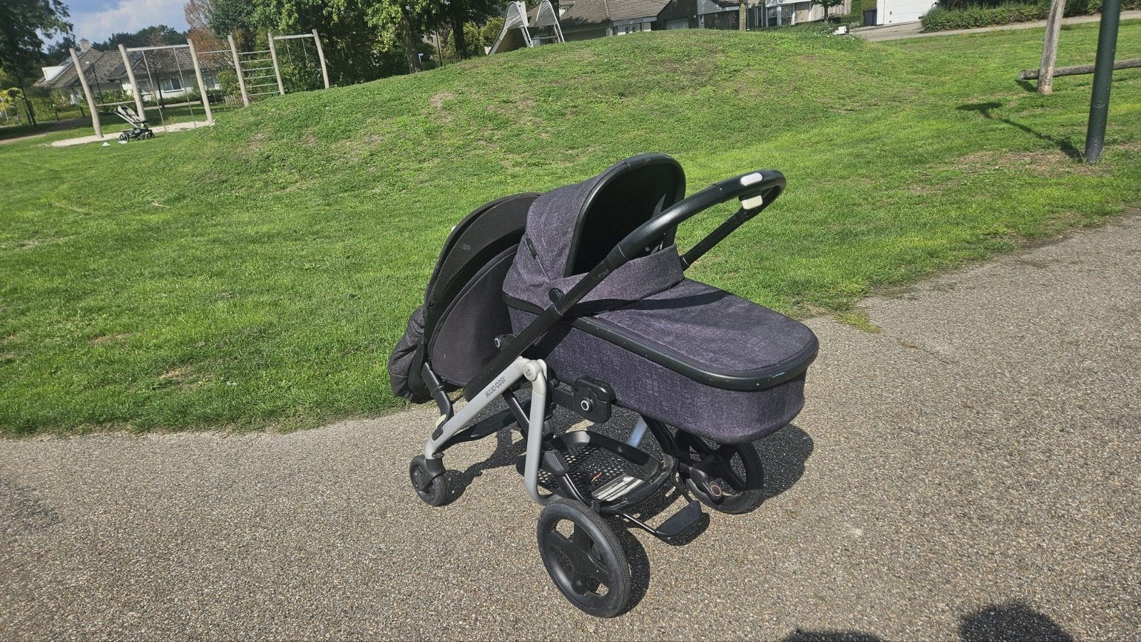 Maxi-Cosi Lila Duowagen met reiswieg en optionele autos