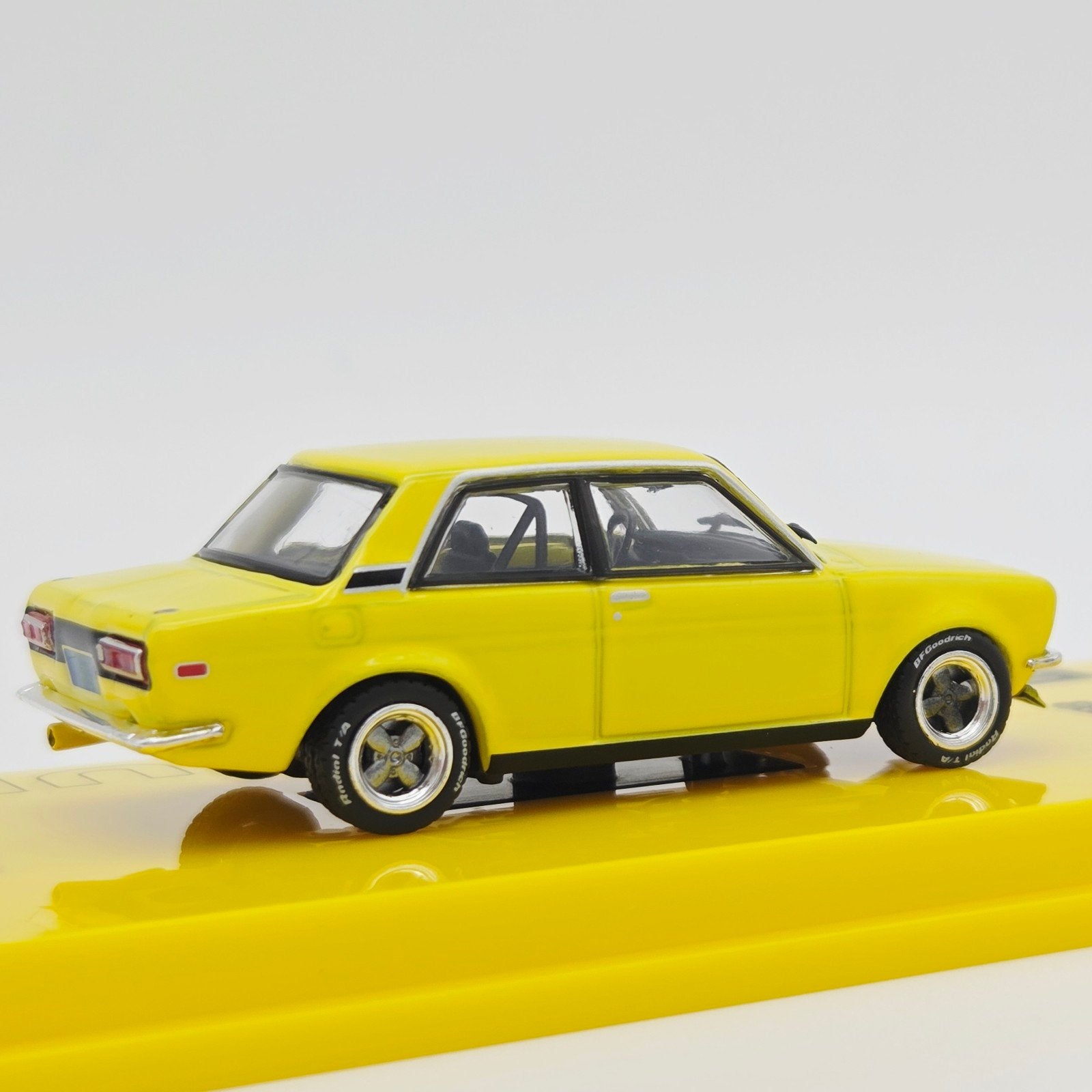 Tarmac – BRE Datsun 510 Brock Buster/Peter Brock, yellow, Mymodelcar@outlook.com, Auto, Tarmac, Ophalen of Verzenden