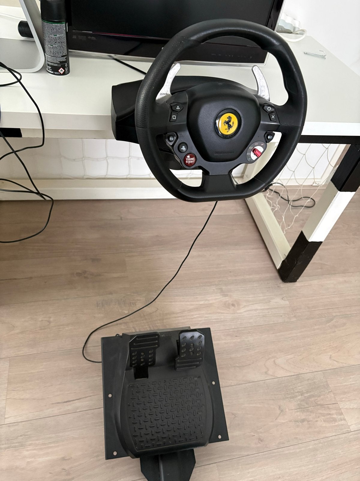 Thrustmaster Ferrari stuur met pedalen, Ophalen, Overige merken, Gebruikt