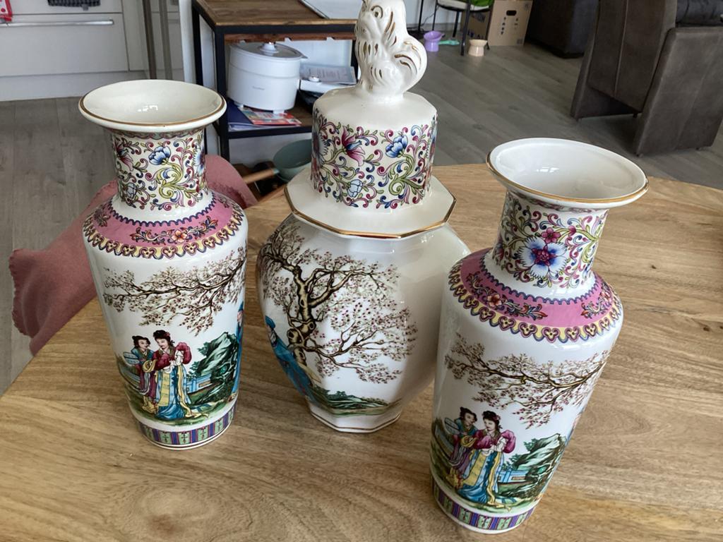 Set van 3 Chinese vazen met deksel, Antiek en Kunst, Ophalen