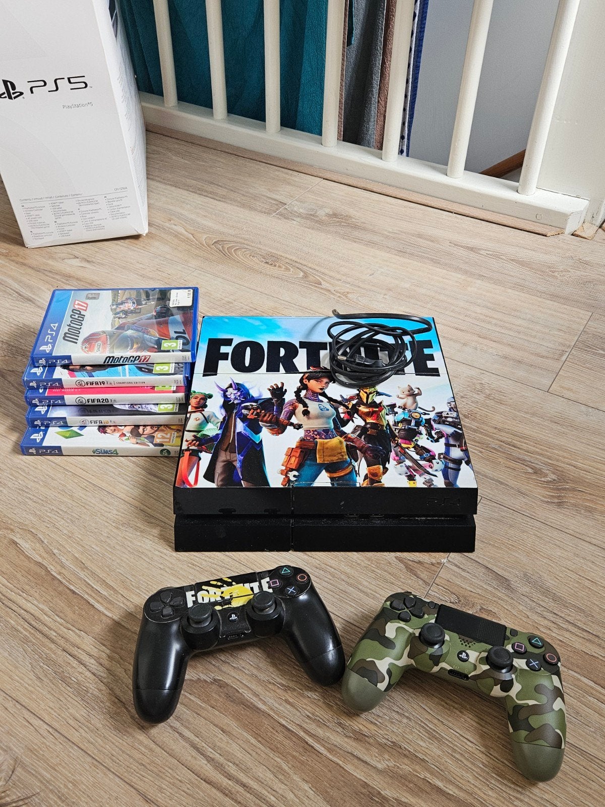 PS4 met 7 spellen en 2 controllers, Spelcomputers en Games, Spelcomputers | Sony PlayStation 4, Met 2 controllers, Ophalen of Verzenden