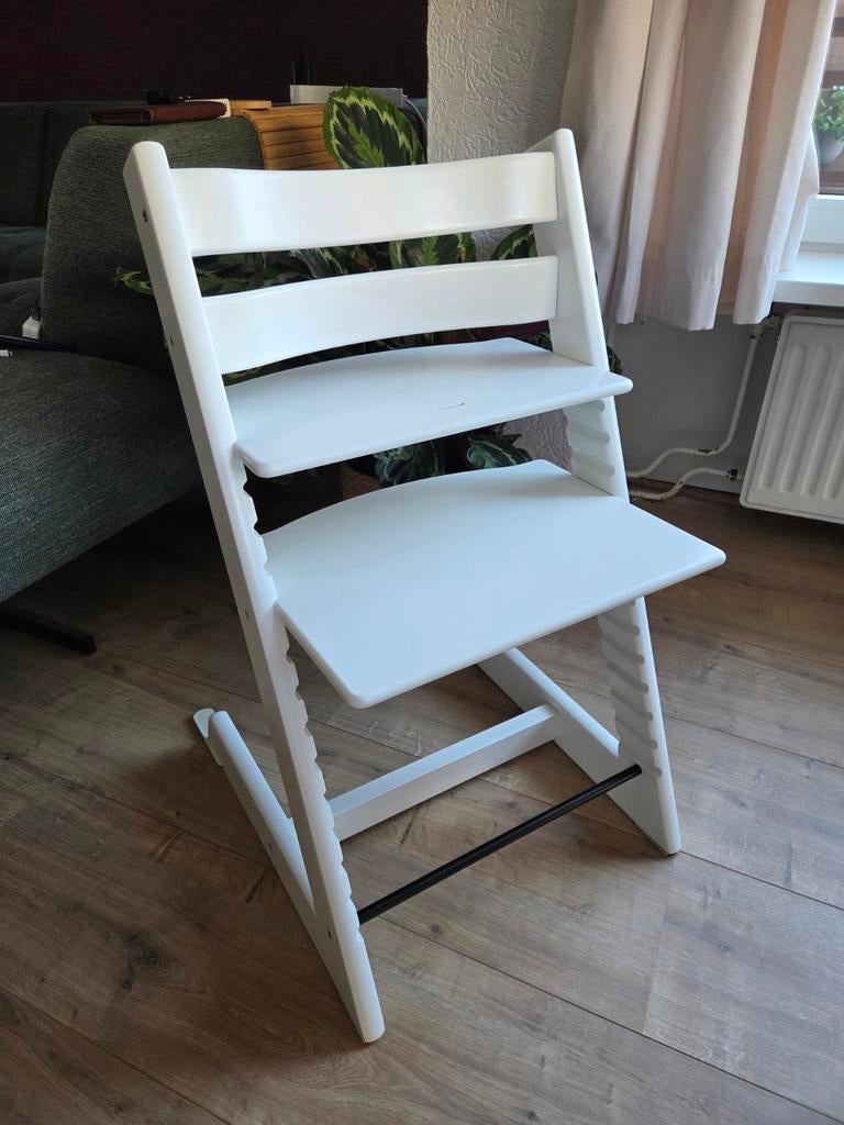 Stokke Tripp Trapp stoel nieuw model, Kinderen en Baby's, Kinderstoelen, Ophalen, Zo goed als nieuw, Meegroeistoel, Aanschuifbaar