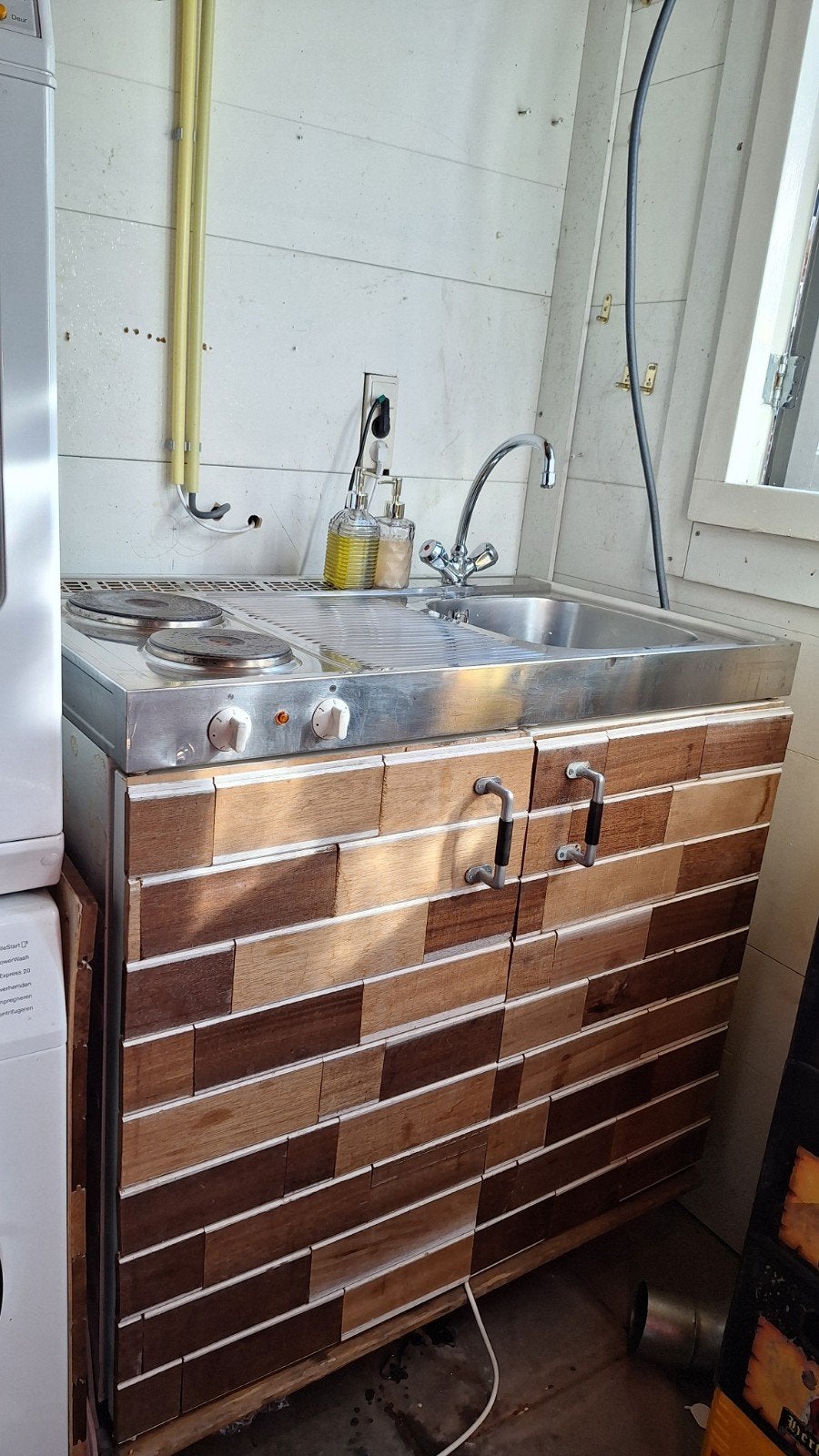 Compacte keukenunit met kookplaat en spoelbak, Ophalen, Gebruikt, 60 cm of meer, 3 kookzones of minder