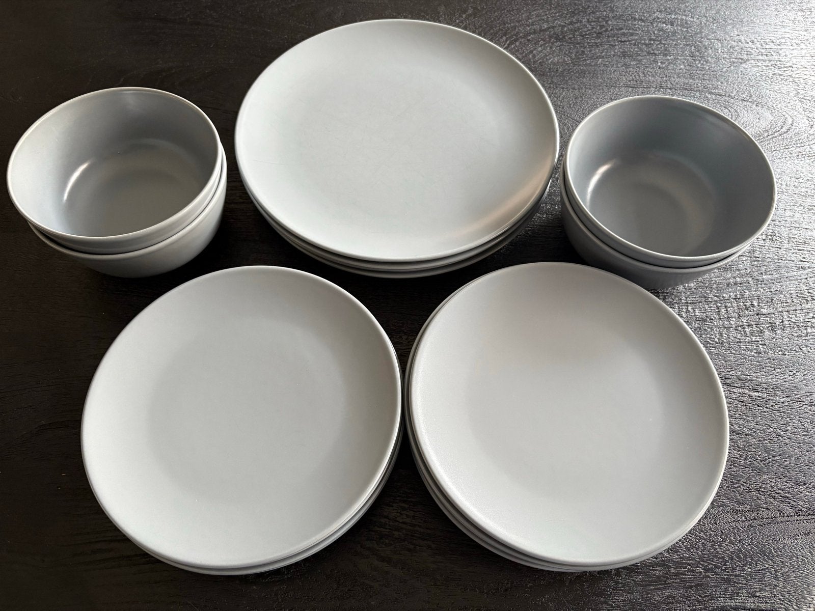 IKEA Servies Set Lichtgrijs - Borden en Bakjes, Ophalen, Keramiek, IKEA, Zo goed als nieuw