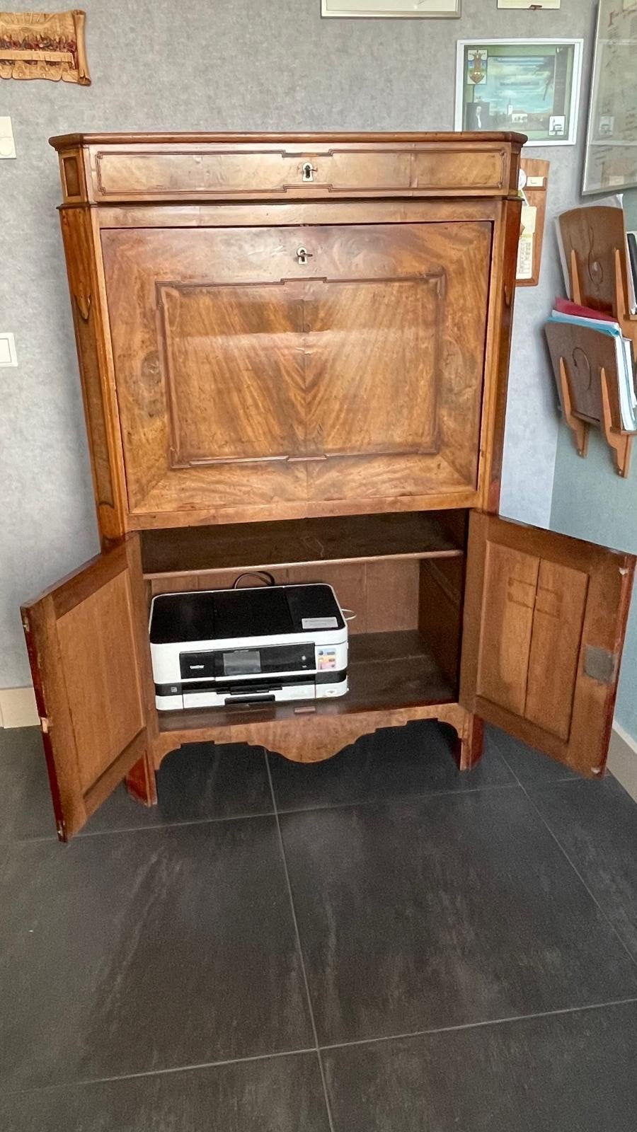 Secretaire, Ophalen