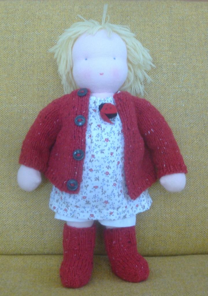 Antroposofische pop ca. 36 cm, handgemaakt, incl. kleding, Ophalen of Verzenden, Nieuw, Overige typen
