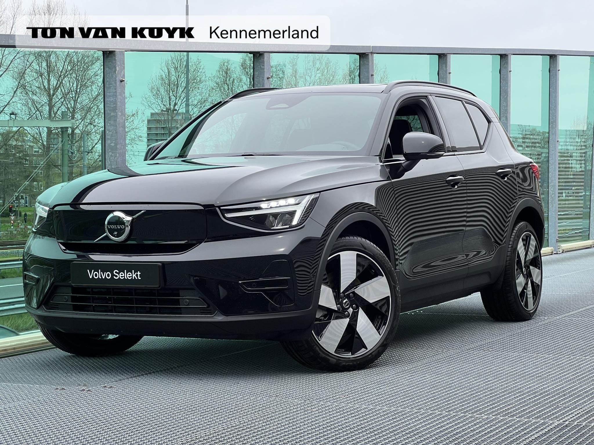 Volvo EX40 Single Motor Extended Range Ultra Black Ed. 82 kW, Automaat, Achterwielaandrijving, Gebruikt, Volvo Selected Used Cars