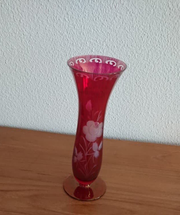 Elegante kristallen vaas met bloemmotief, Antiek en Kunst, Antiek | Vazen, Ophalen of Verzenden