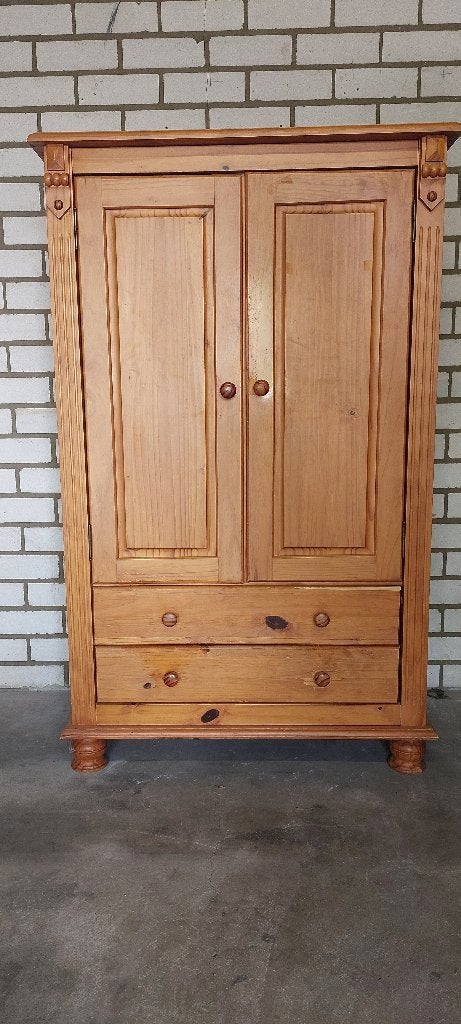 Prachtige Grote grenen kast/meidenkast/kledingkast, Ophalen