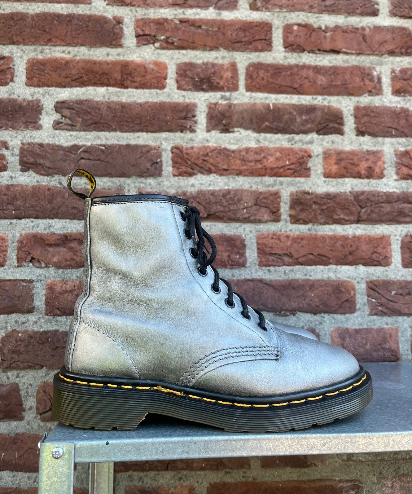 Dr. Martens 1460 MIE Zilver maat Uk 5/ Eu 38, Kleding | Dames, Schoenen, Dr. Martens, Overige kleuren, -, -