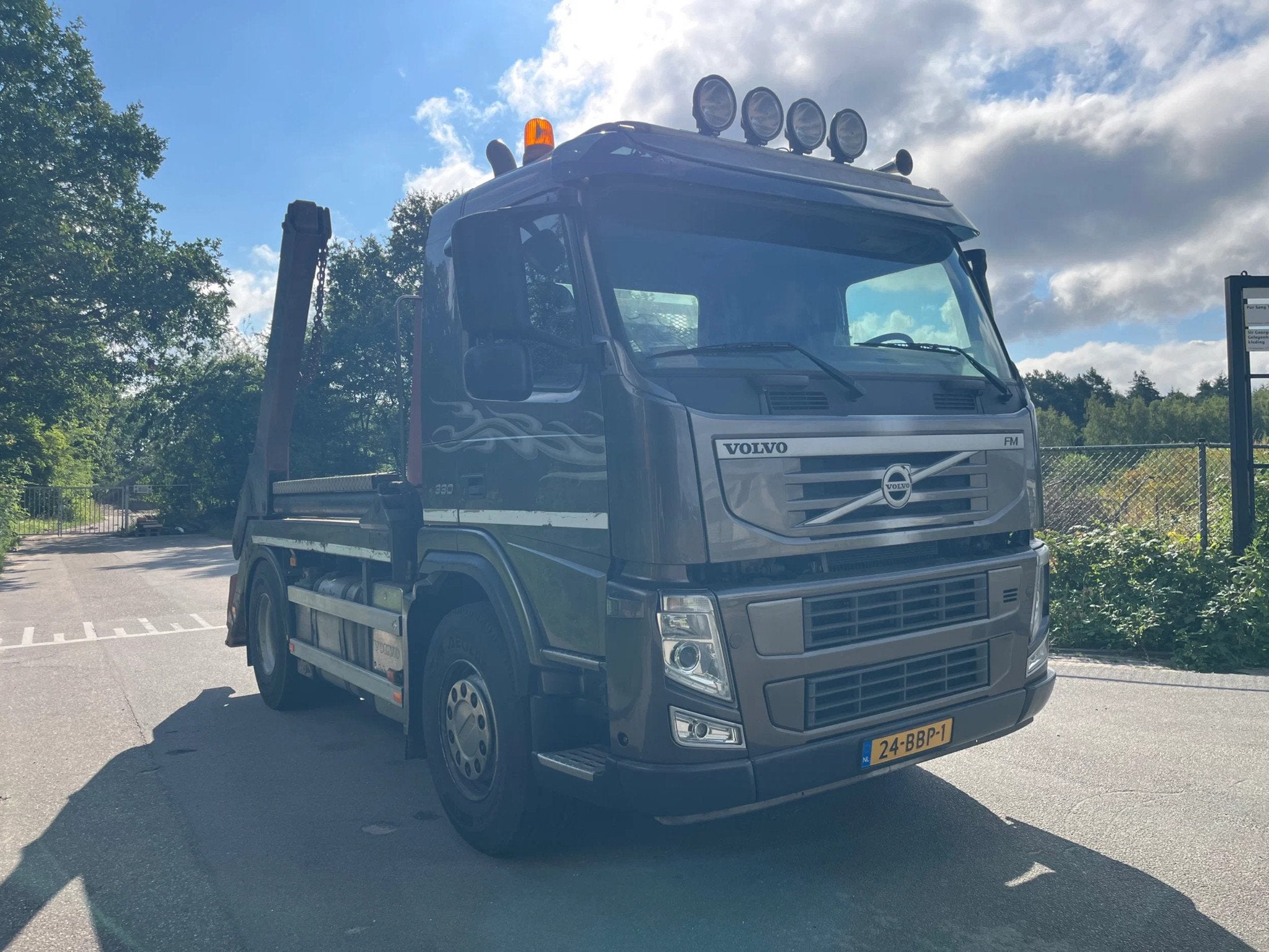 Volvo FM 330 Volvo FM330 portaalarmsysteem Hyva bj 2013 (FMB, Auto's, Vrachtwagens, Automaat, 330 pk, Diesel, Volvo