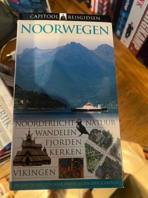 14 stuks capitool, reisgidsen van diverse landen (zie omschr, Boeken, Reisgidsen, Capitool, Europa, Ophalen of Verzenden, Zo goed als nieuw