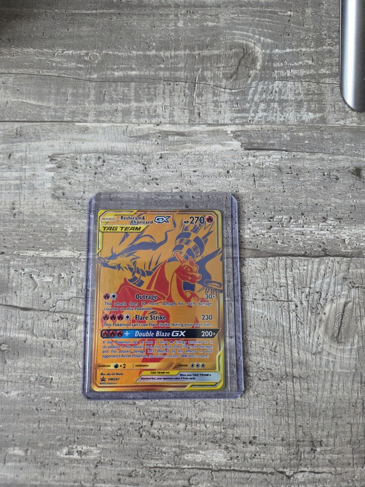 Reshiram & Charizard GX SM247 Gold Promo Pokémon, Hobby en Vrije tijd, Ophalen, Nieuw, Foil