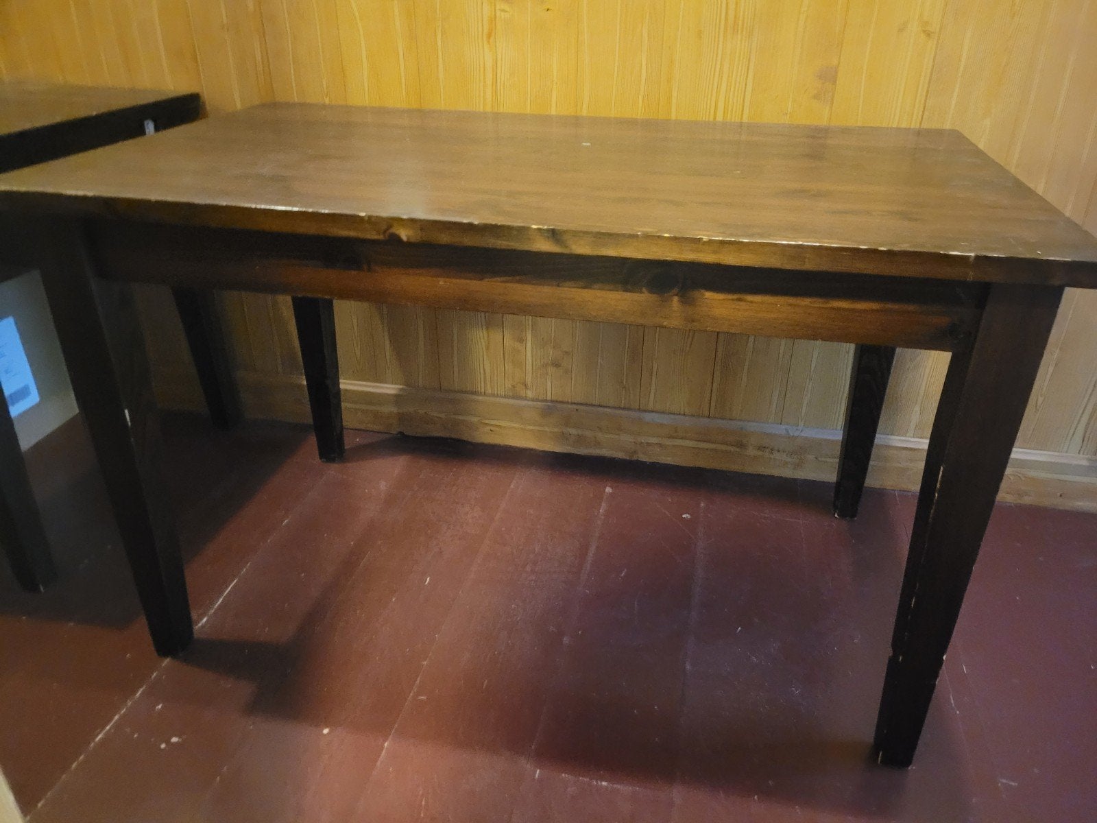 te koop 4 donker houten tafels, Ophalen, 50 – 75, Gebruikt, 100 tot 150 cm