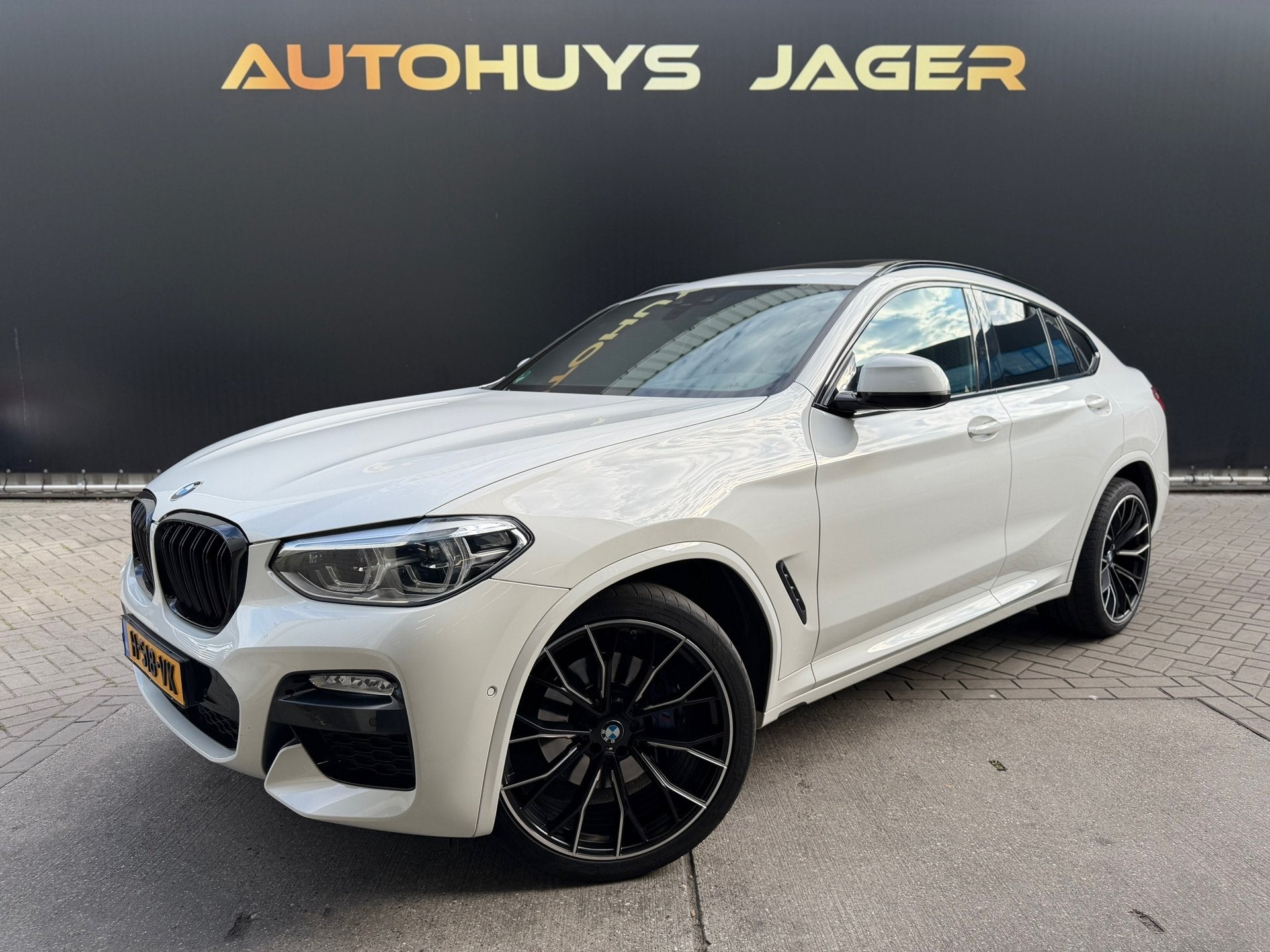 BMW X4 XDrive30i High Executive M-Sport hud Pano Leer Carpla, Auto's, Automaat, Gebruikt, 4 cilinders, 252 pk