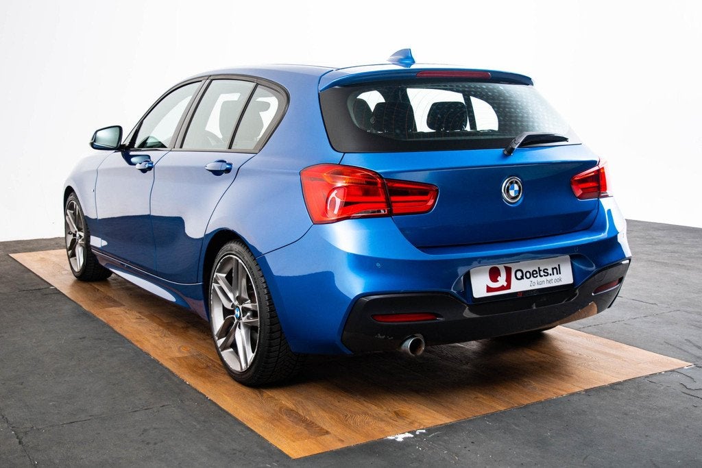 BMW 1-serie 118d M Sport - Cruise Control - Adaptieve LED ko, Auto's, 12 maanden, Achterwielaandrijving, Blauw, Leder