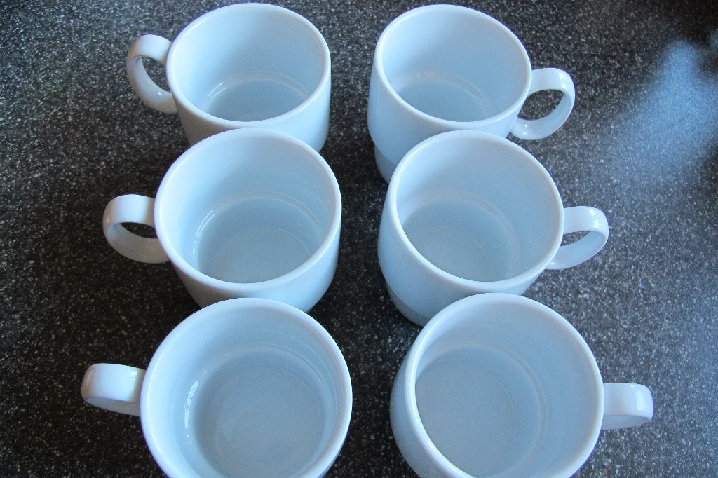 6 effen witte mokken, Nieuw, Ophalen of Verzenden, Overige stijlen, Kop(pen) en/of Schotel(s)