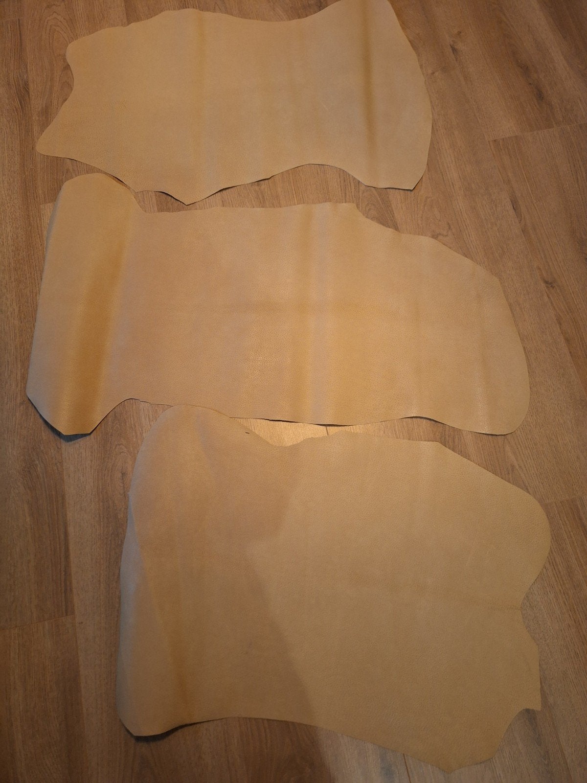 laatste 4 vellen pigskin naturel, Beige, Leer of Kunstleer, Nieuw, Ophalen of Verzenden