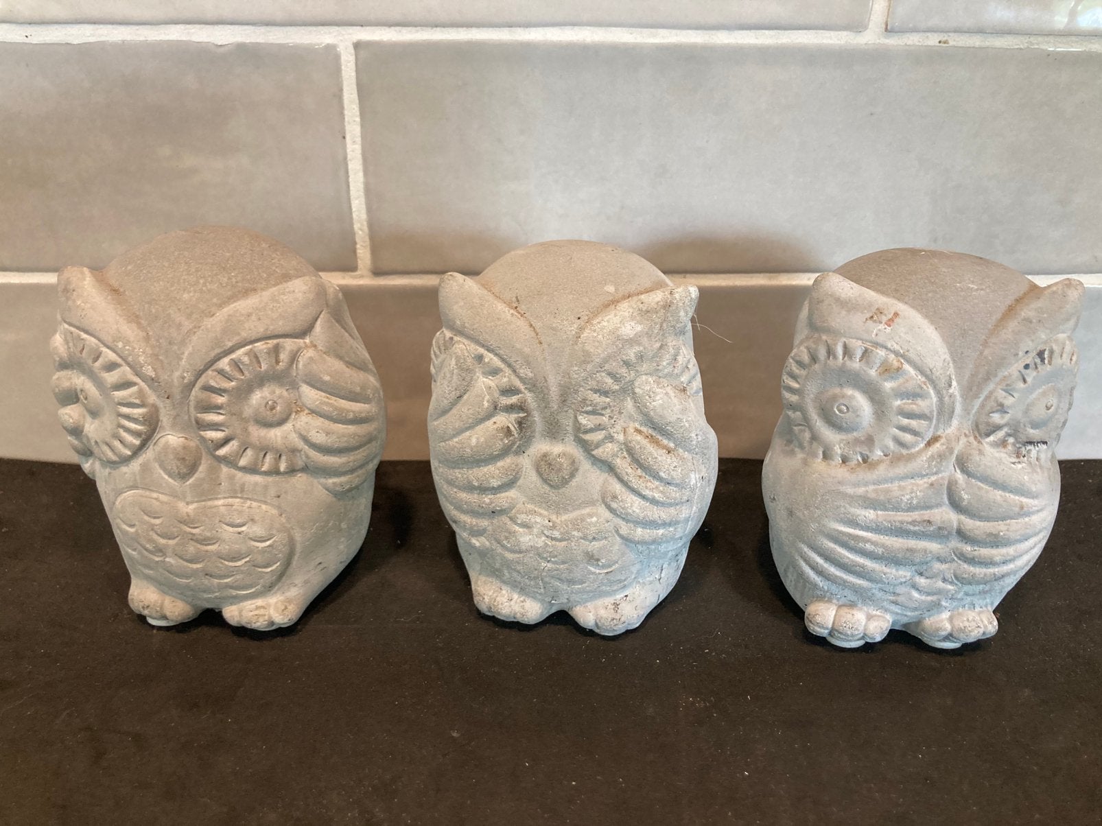 Set van 3 stenen uilen (010626), Verzamelen, Ophalen of Verzenden, Gebruikt, Dier