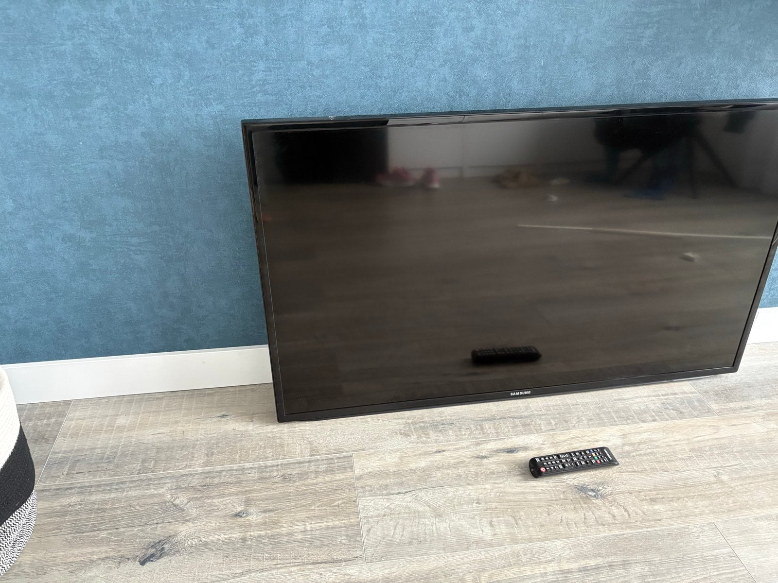 Samsung TV 46 inch met muurbeugel, Ophalen of Verzenden, Samsung, 100 cm of meer, Full HD (1080p)