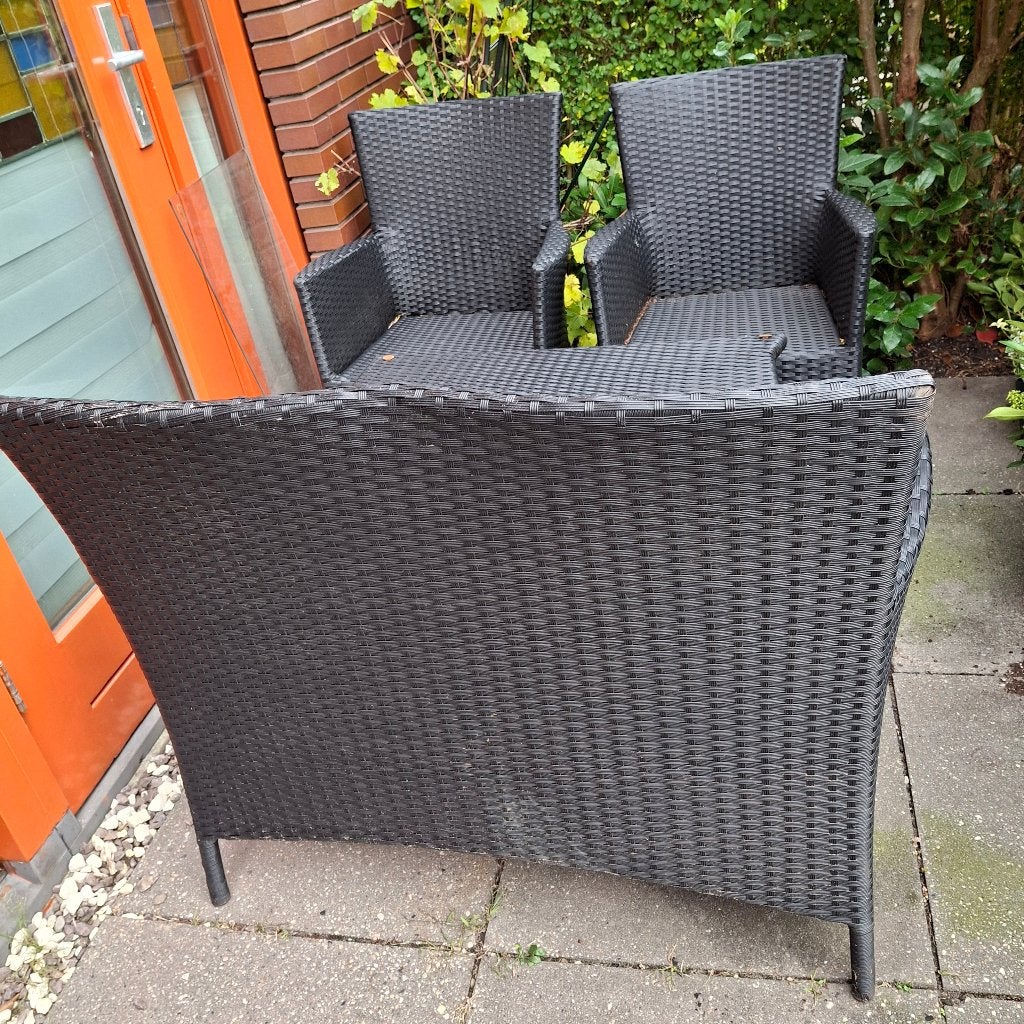 Zwarte wicker tuinset met bank en twee stoelen, Tuin en Terras, Ophalen, 4 zitplaatsen, Gebruikt, Wicker