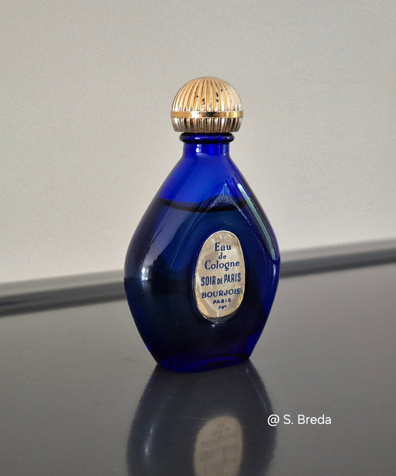 Bourjois - Soir de Paris - vintage Eau de Cologne miniatuur, Verzamelen, Ophalen of Verzenden, Gebruikt, Miniatuur, Gevuld