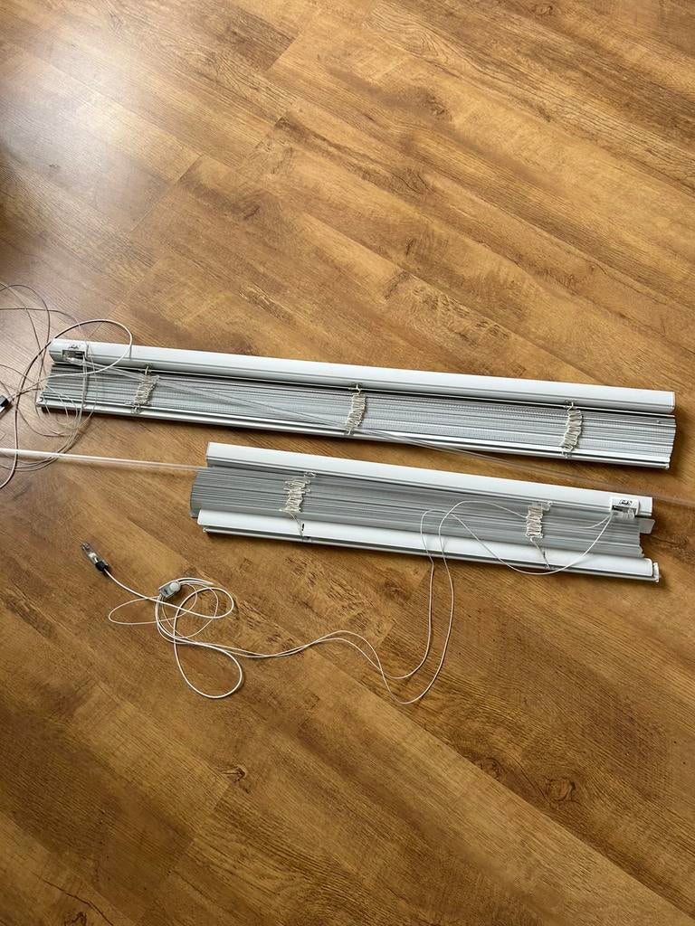 Luxaflex 2 stuks wit, Ophalen of Verzenden, Zo goed als nieuw, Wit, 50 tot 100 cm