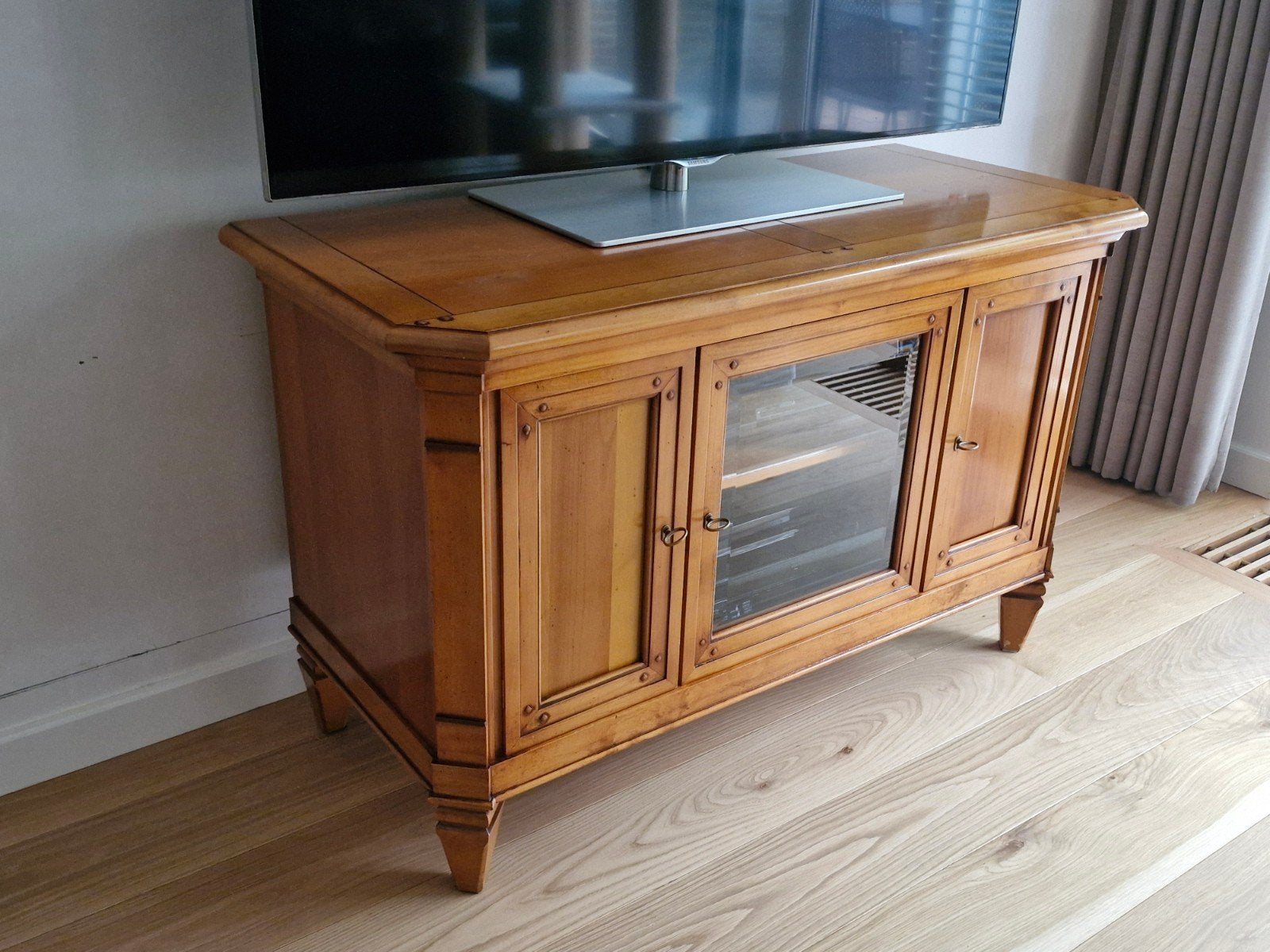 Novioforum Kersenhouten Meubelset - Zeer Goede Staat, Klassiek, 200 cm of meer, Ophalen of Verzenden, Zo goed als nieuw