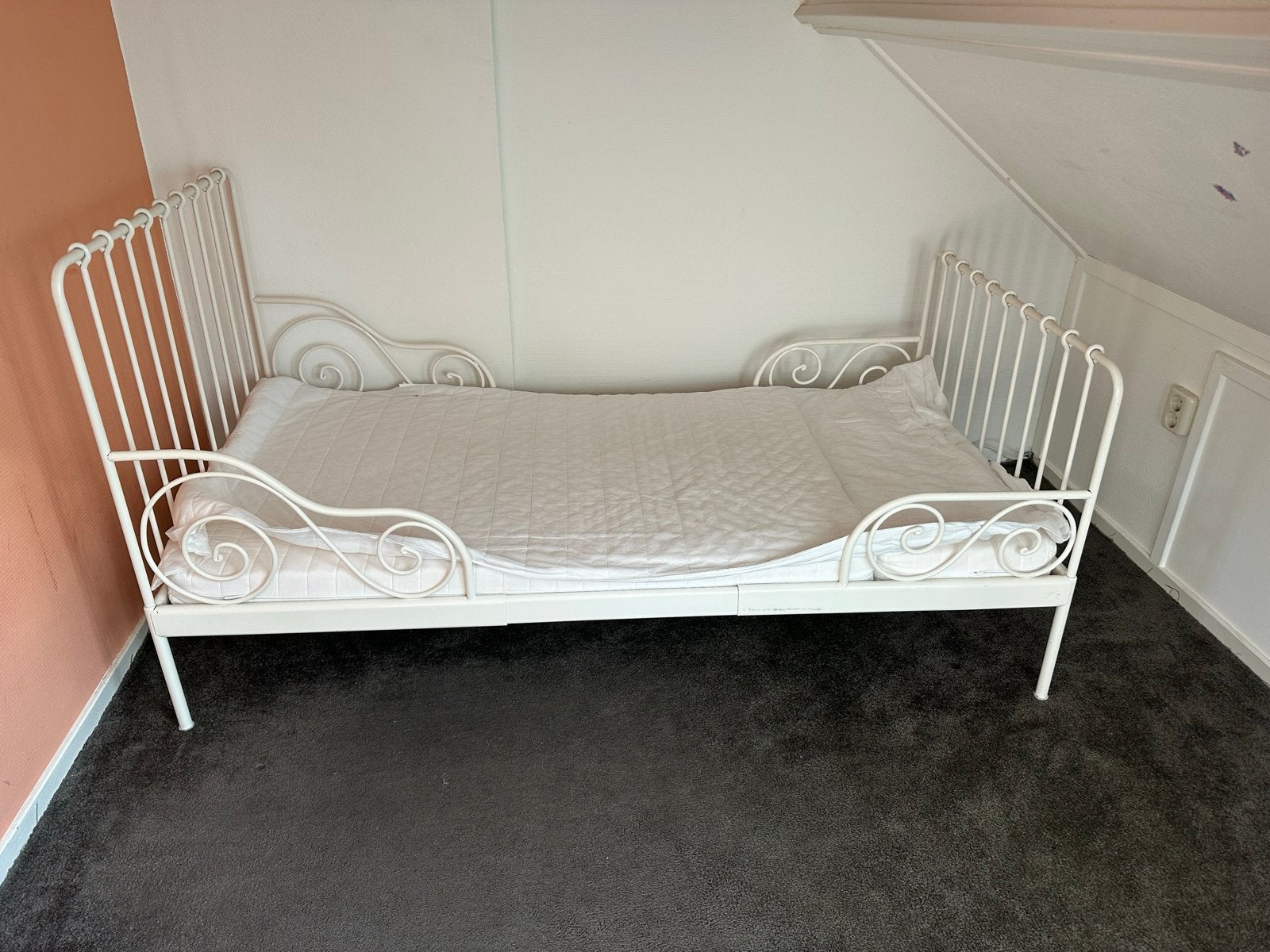 IKEA MINNEN meegroeibed – wit metaal – kinderbed, Ophalen, 90 cm, Eenpersoons, Wit
