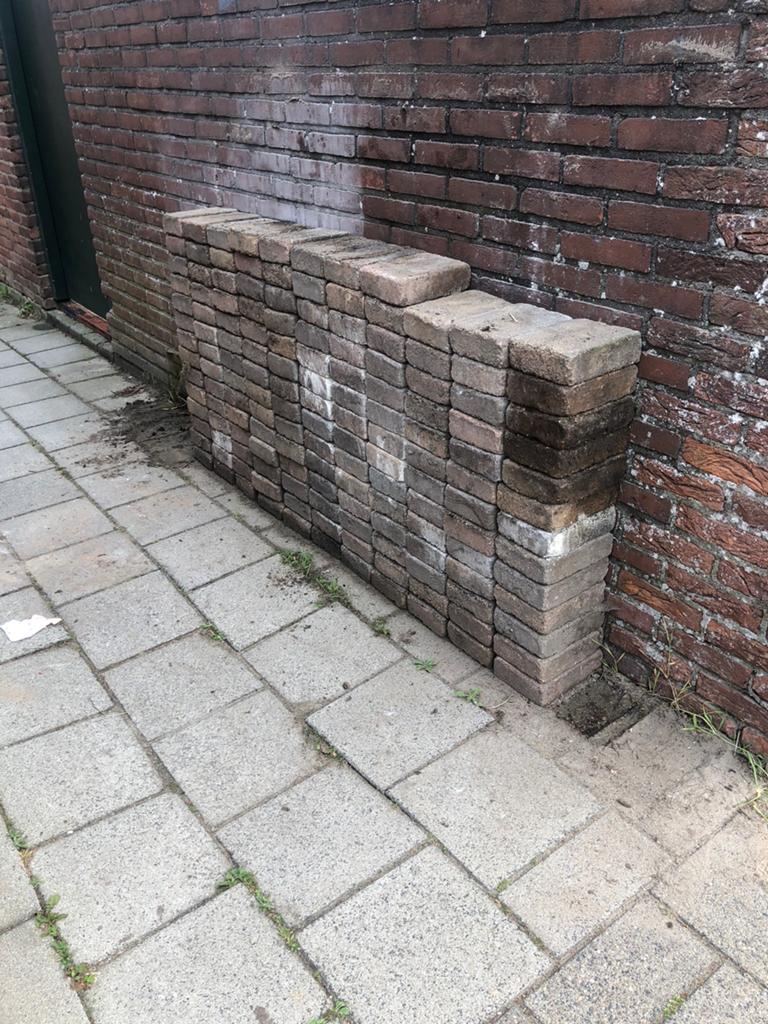 GRATIS stenen, Ophalen of Verzenden, Zo goed als nieuw, Beton, Klinkers