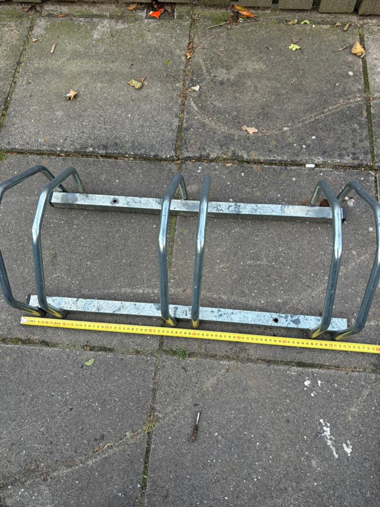 Fietsenrek voor 3 fietsen - gegalvaniseerd staal, Fietsen en Brommers, Fietsaccessoires | Fietsenrekken, Ophalen of Verzenden