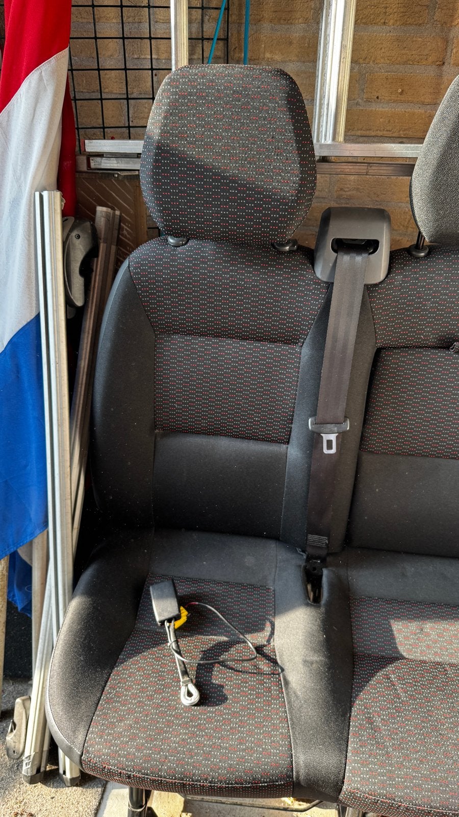 GRATIS MOET WEG Bankje Peugeot Boxer 2020, Ophalen, Gebruikt, Peugeot