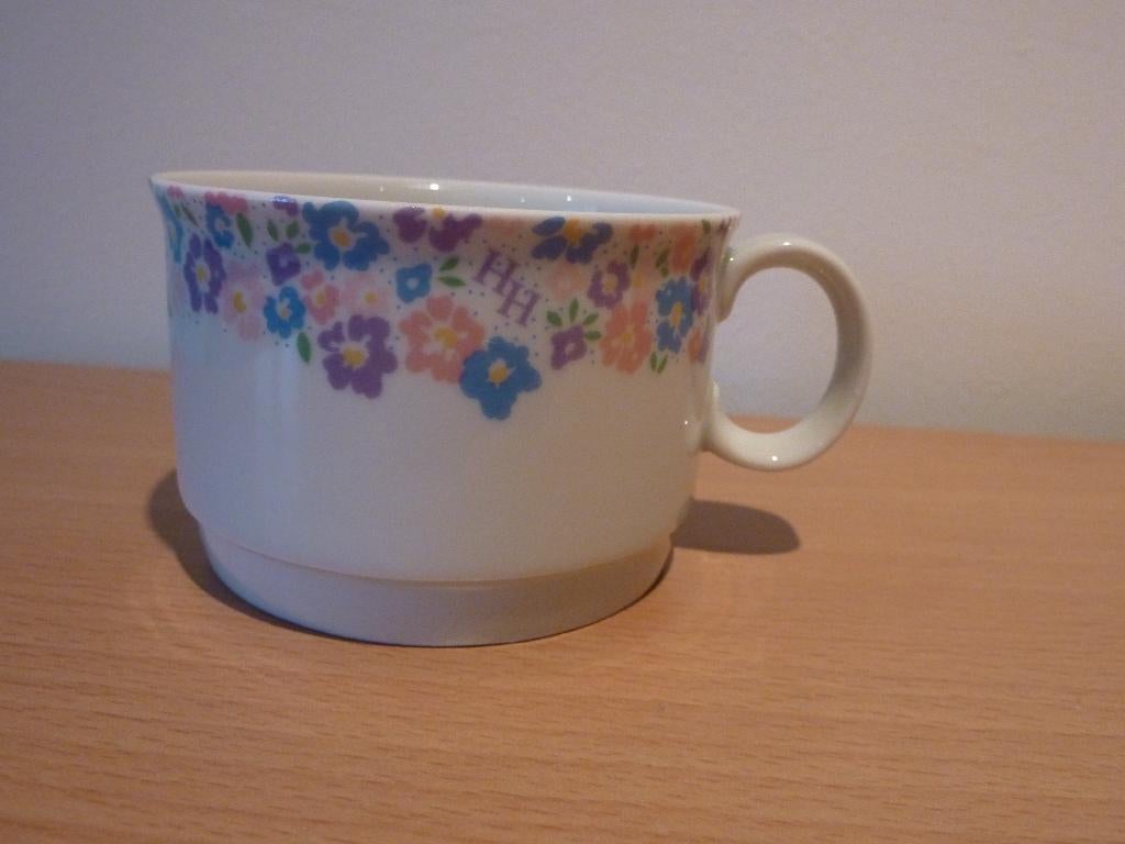 2 x kop en schotel Holly Hobbie - Mosa Maastricht, Huis en Inrichting, Keuken | Servies, Nieuw, Ophalen of Verzenden, Overige stijlen