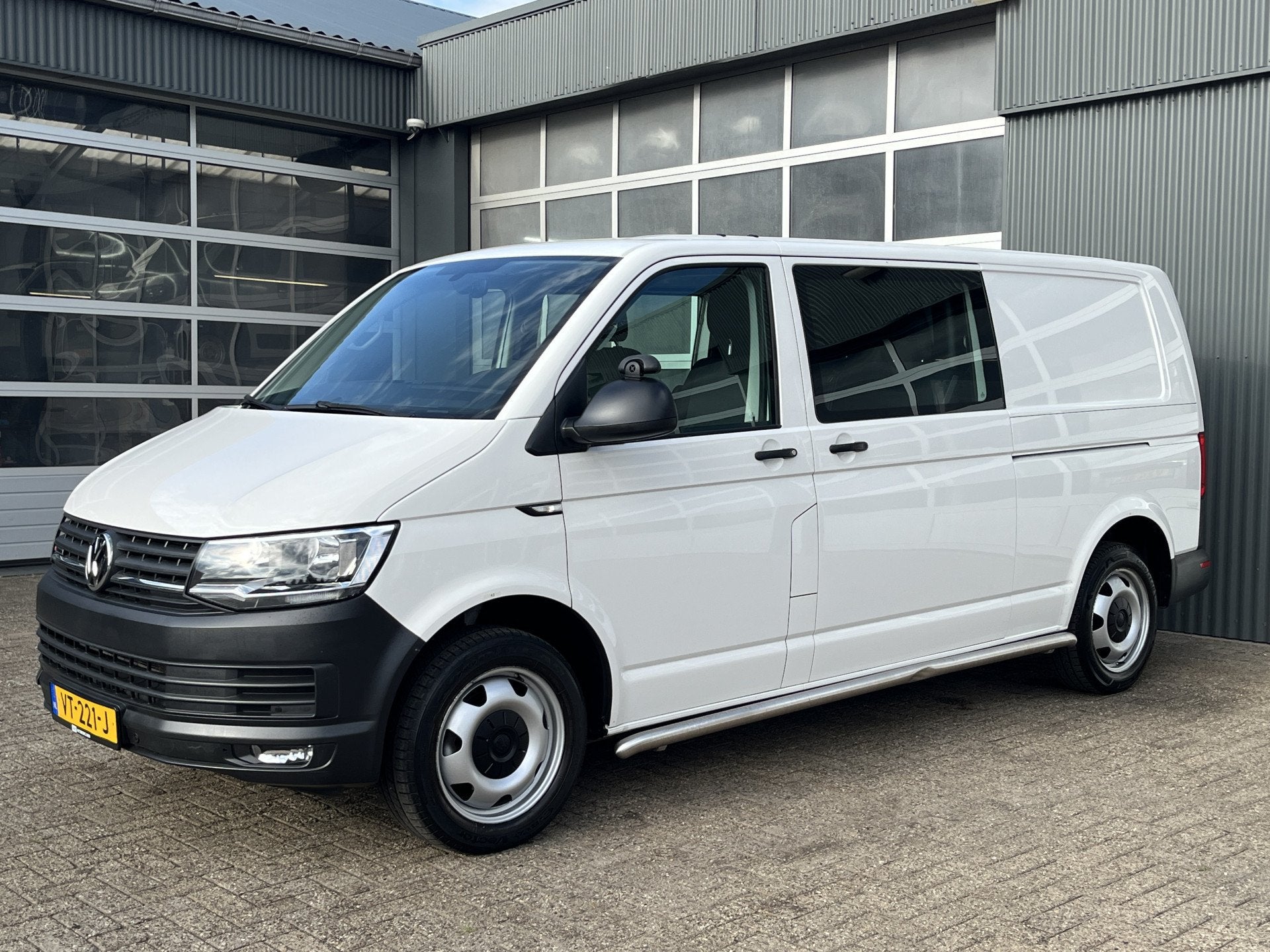 Volkswagen Transporter 2.0 TDI L2H1 DC 4Motion 150pk 4x4 Dub, Automaat, Stof, Gebruikt, 4 cilinders