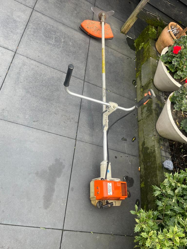Stihl fs220 bosmaaier, Tuin en Terras, Ophalen, Zo goed als nieuw, Benzine