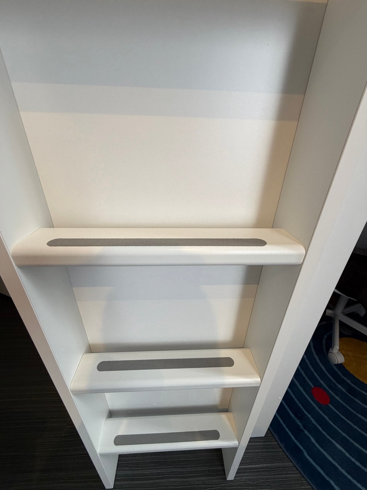 IKEA SMÅSTAD Hoogslaper met bureau, kast en matras, 85 tot 100 cm, Ophalen of Verzenden, Zo goed als nieuw, Hoogslaper of Stapelbed