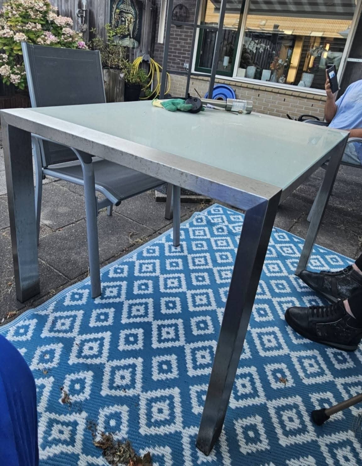 GRATIS Tafel van ijzer en melkglas, Huis en Inrichting, Ophalen, Gebruikt, Rechthoekig