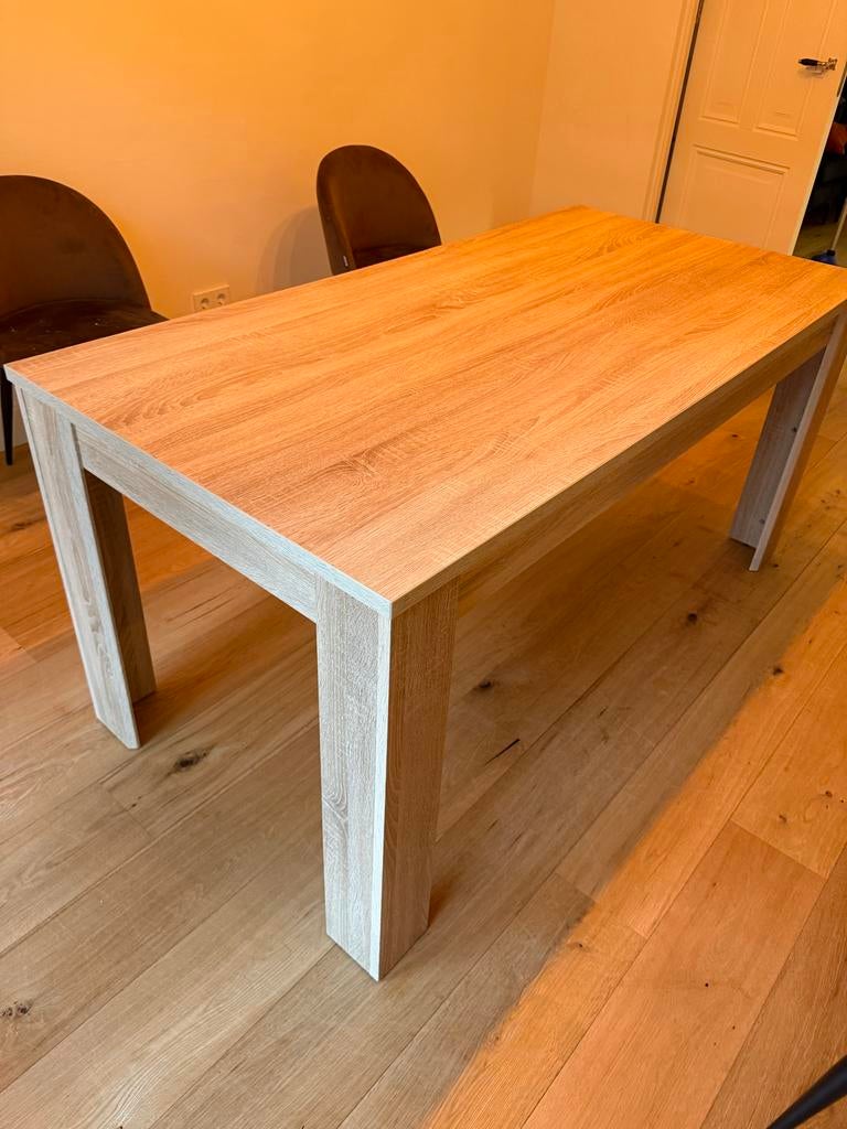 Elegante eettafel in lichte houtkleur kitchen dining table, Huis en Inrichting, Tafels | Eettafels, Ophalen, 100 tot 150 cm, 50 tot 100 cm