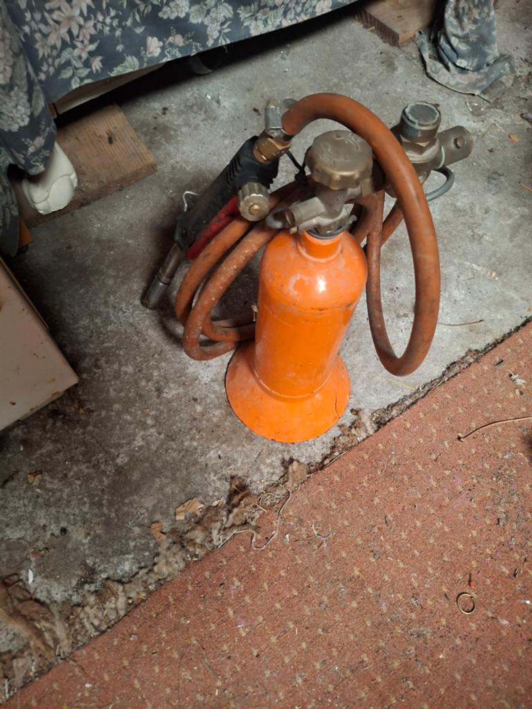 Te koop karweifles, Ophalen, Minder dan 150 ampère, Overige typen