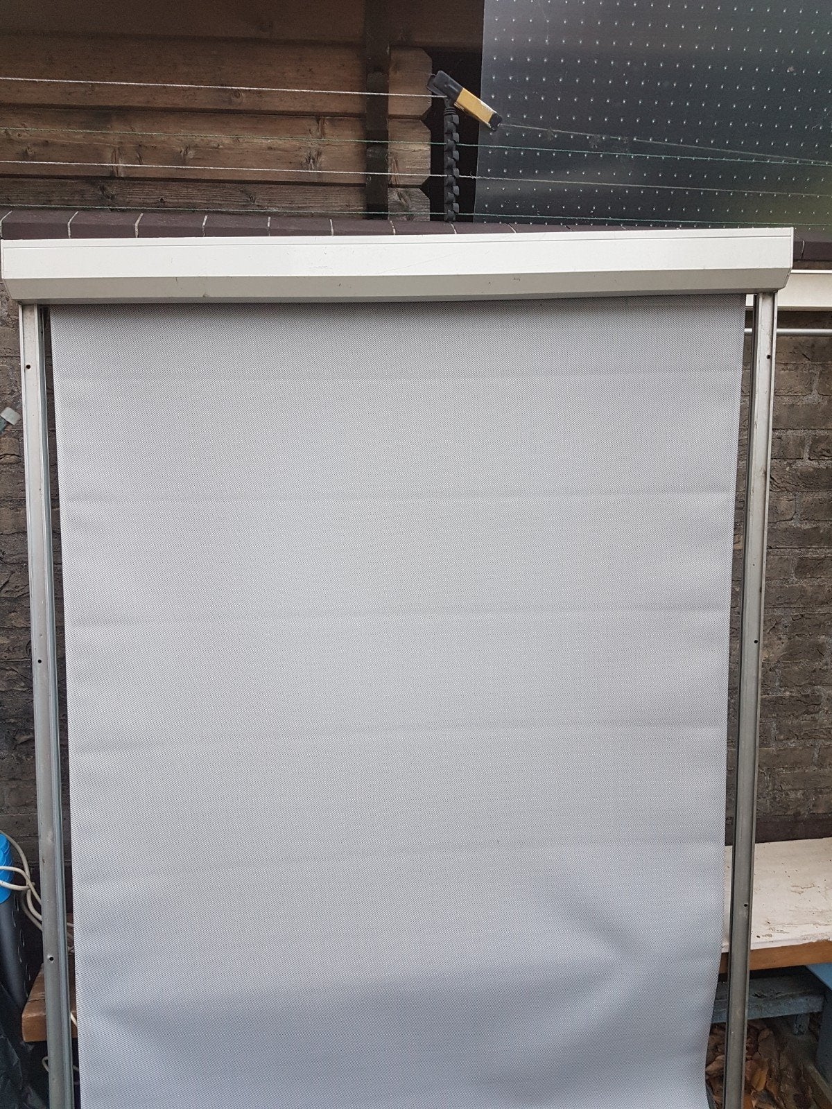 Elektrisch screen 124.5x171 cm, Ophalen, Elektrisch, Minder dan 250 cm, 150 tot 300 cm