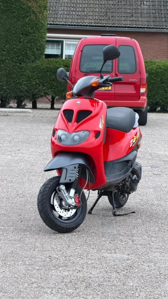 Zip SP98 BROM NIEUWSTAAT, Ophalen, Zo goed als nieuw, Benzine, Overige modellen