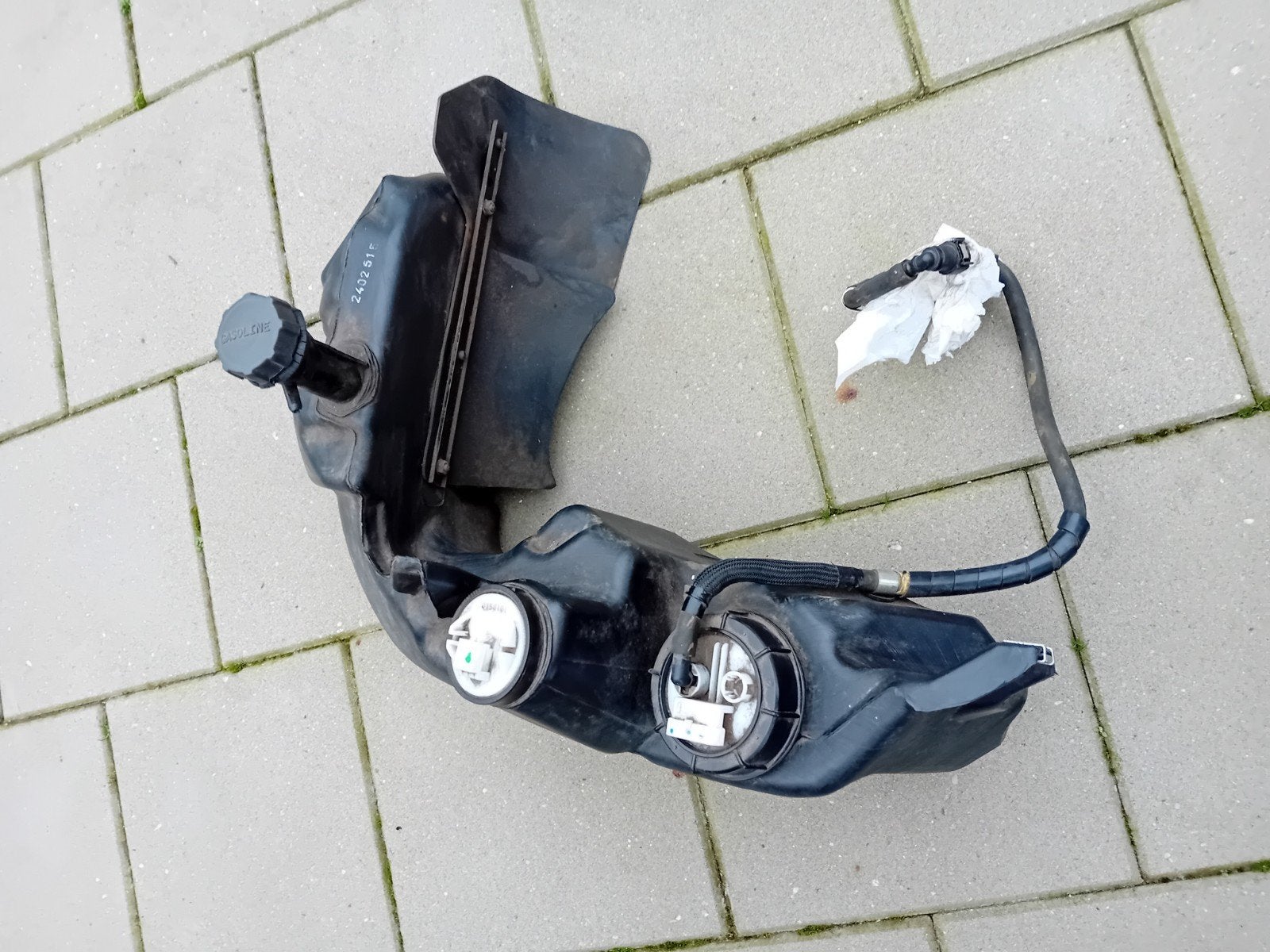 Vespa GTS 300 (2016) tank met brandstofpomp, Ophalen of Verzenden, Gebruikt, Tank, Vespa