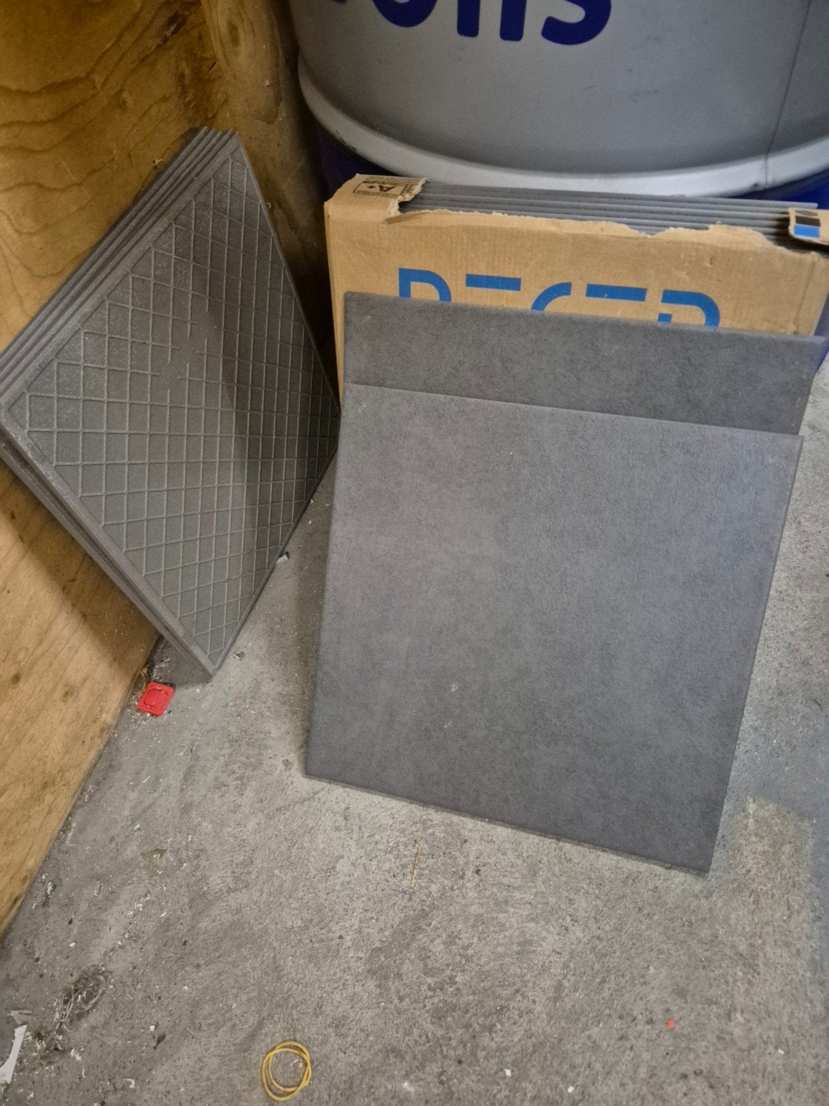 17 Recer Vloertegels 33x33 cm (ca. 1.8m²) - Toiletvloer, Ophalen, Keramiek, Nieuw, 20 tot 40 cm