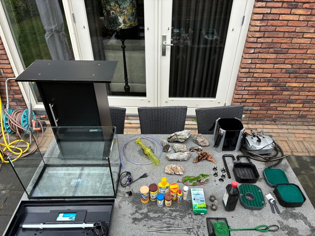Complete auqariumset (externe filterpomp) zeer goede staat, Ophalen, Inclusief deksel, Zo goed als nieuw, Leeg aquarium