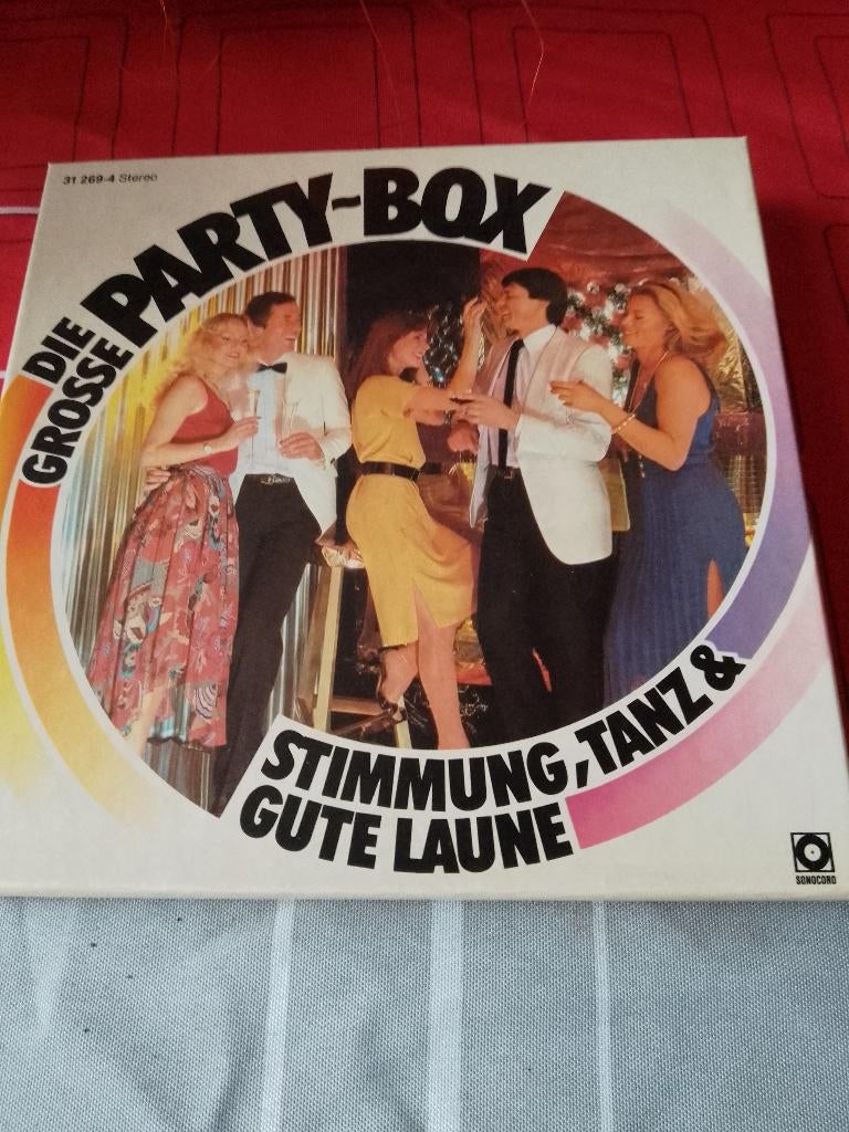 Partybox met Cassettjes in Verpakking, Cd's en Dvd's, Cassettebandjes, 2 t/m 25 bandjes, Overige genres, Ophalen of Verzenden